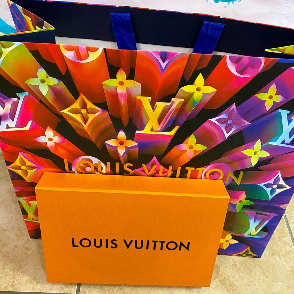 Large Louis Vuitton bag w/ empty scarf box